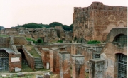 Tour Rome nearby towns - Characteristic Surrounding - Roman Castles